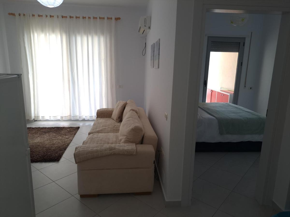 Aura Apartment Vlorë Exterior foto